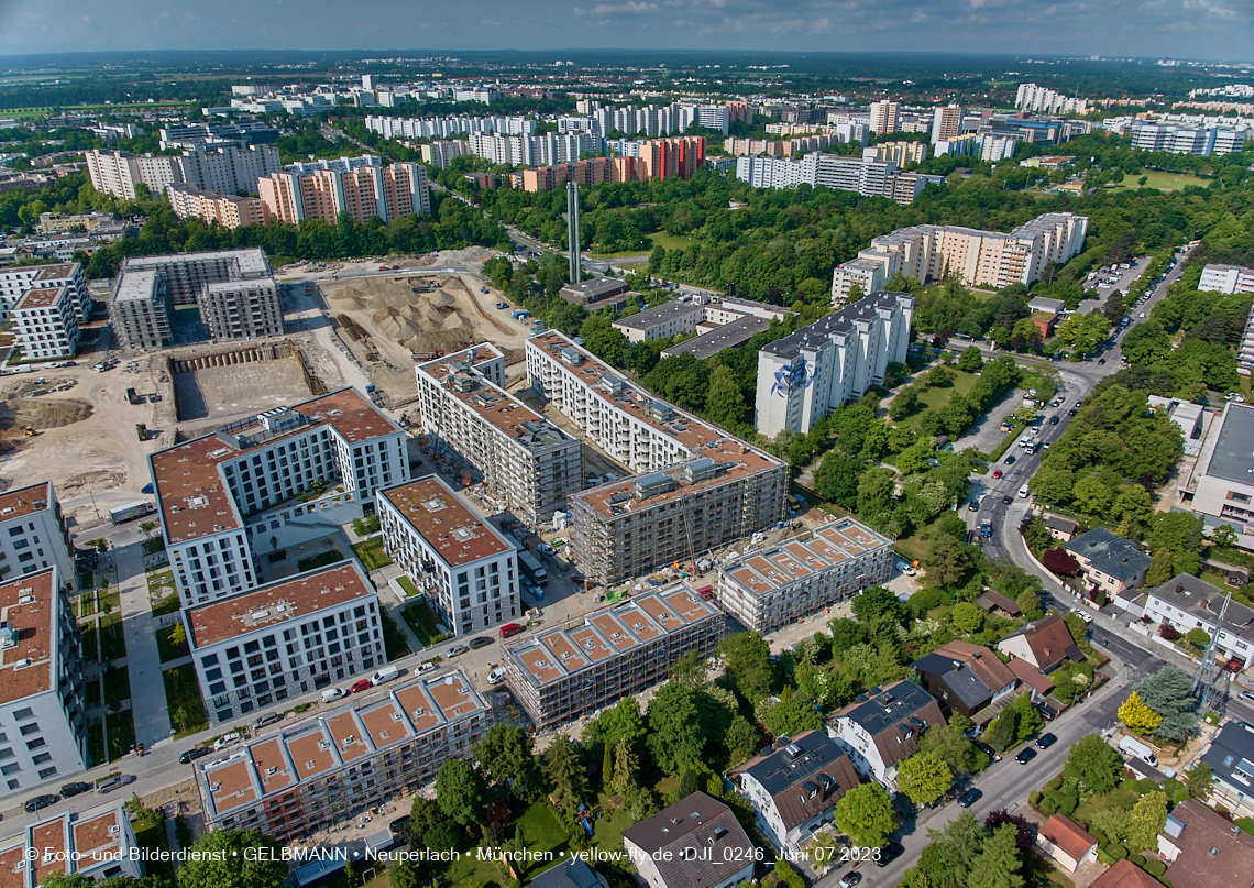 07.06.2023 - Luftbilder vom Alexisquartier und Pandion Verde in Neuperlach in München